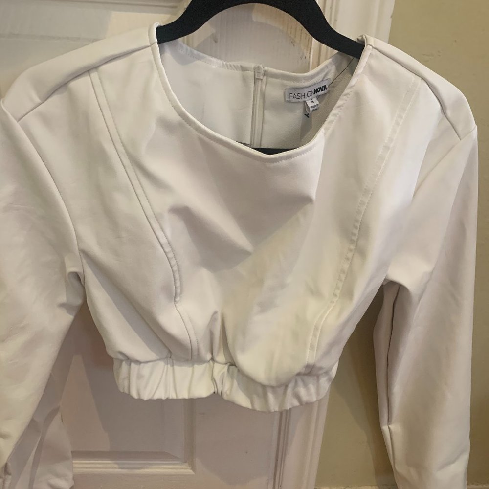 White crop top
